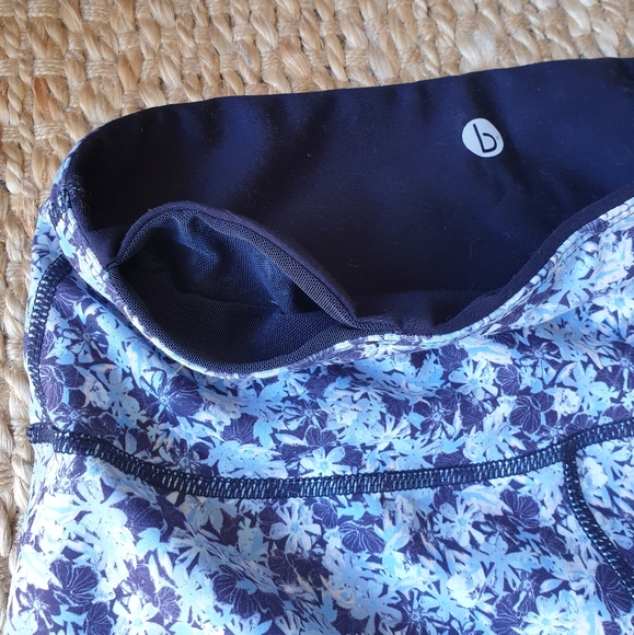 Cotton On Reversible active leggings - Picture 3 of 3